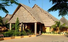 Zanzibar Safari Club 호텔 우로아 Exterior photo