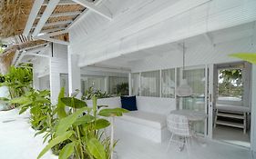 Gravity Eco Boutique Hotel - Adults Only 울루와뚜 Exterior photo