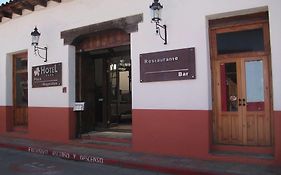 플라자 마그놀리아 호텔 San Cristóbal de Las Casas Exterior photo
