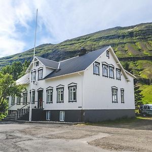 Hotel Aldan - The Bank Seyðisfjörður Exterior photo