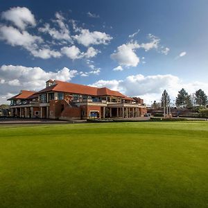 The Oxfordshire Golf & Spa Hotel 테임 Exterior photo