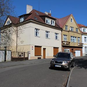 Pension Hanspaulka 프라하 Exterior photo