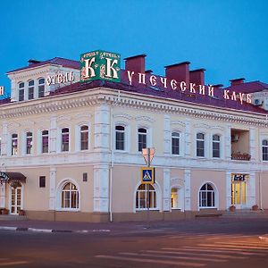 Kupecheskiy Club Hotel 보르 Exterior photo