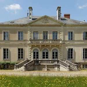 Chateau Du Hallay 몽테규 Exterior photo