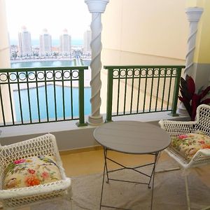 Beachfront Luxury Apartment-The Home-Pearl Island 도하 Exterior photo