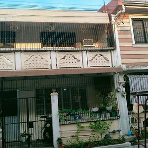S&S Transient House-San Isidro Cabuyao 아파트 Exterior photo