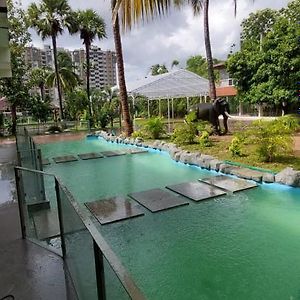Udaya Resort 팔라카드 Exterior photo