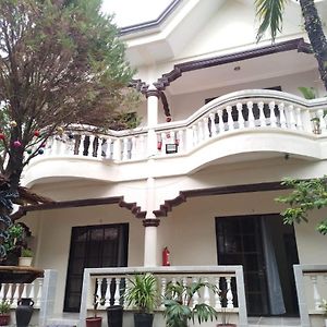Boracay Island Tresha Lance Apartelle 아파트 호텔 Exterior photo