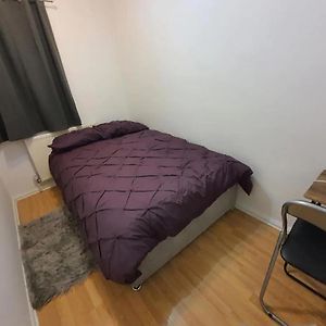 Double Bedroom Wd Greater Manchester 미들턴 Exterior photo