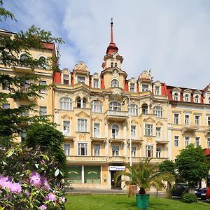 Hotel Fontana 마리안스케 라즈네 Exterior photo