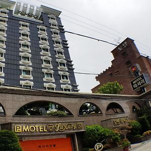 호텔 럭셔리 부산광역시 Exterior photo
