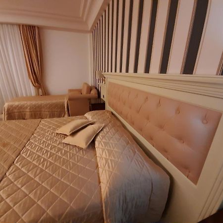Regina Di Saba - Hotel Villa Per Ricevimenti 그로타미나르다 외부 사진