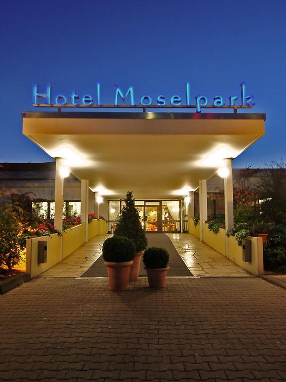 Hotel Moselpark 베른카슈텔쿠에스 외부 사진