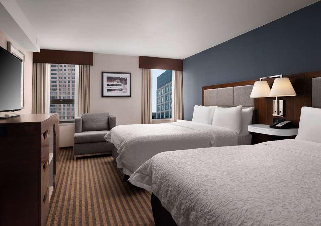 햄프턴 인 시카고 다운타운/매그니피센트 마일 호텔 객실 사진