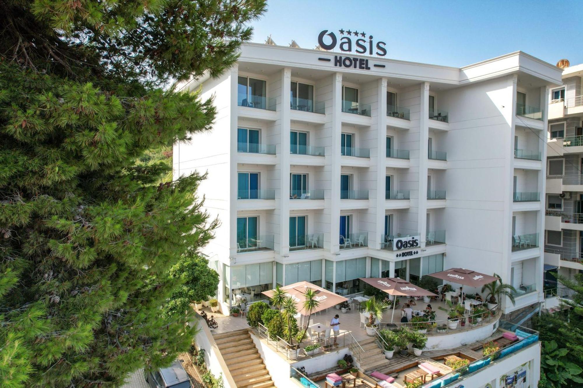 Hotel Oasis Sarandë 외부 사진