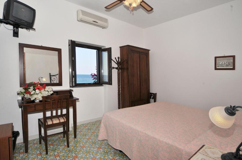 Hotel Villaggio Stromboli - Isola Di 스트롬볼리 객실 사진