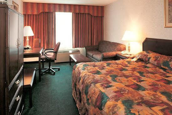 인디펜던트 Lxg 미드웨이 에어포트 호텔 시카고 객실 사진