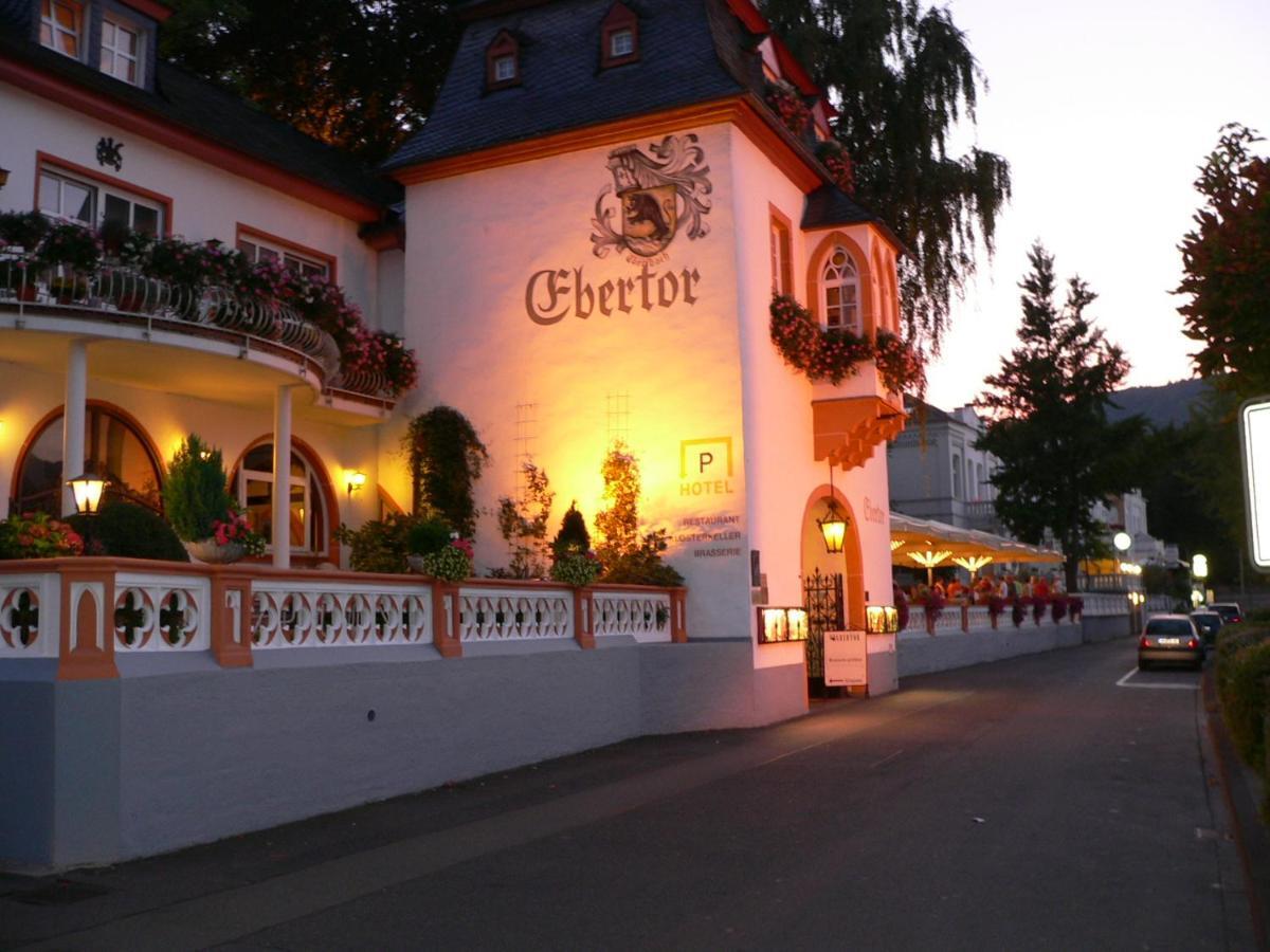 Das Ebertor - Hotel & Hostel 보파르트 외부 사진