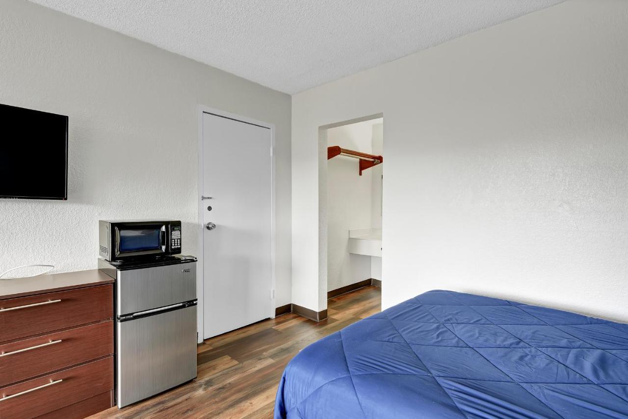 Zen Living Suites Extended Stay - Jacksonville - 오렌지 파크 외부 사진