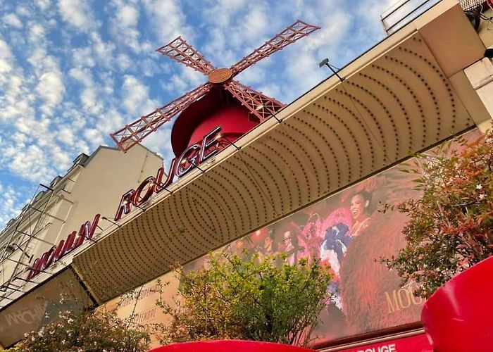 Moulin Rouge photo