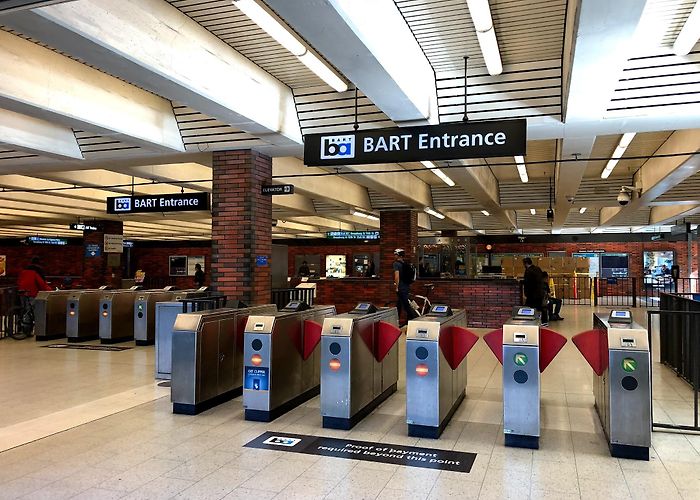 12th St. Oakland City Center BART Station photo