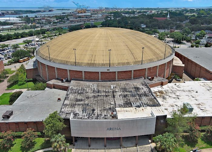Mobile Civic Center photo