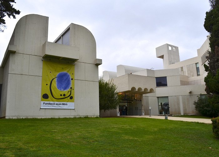 Miro Museum Finding Miró: Fundació Joan Miró - SAMBlog photo