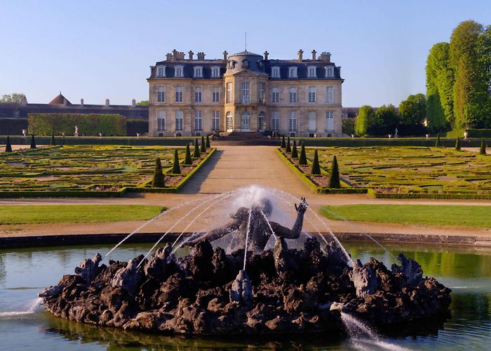 Chateau of Champs-sur-Marne The Mystery of the Castle, three adventure games at the Champs-sur ... photo