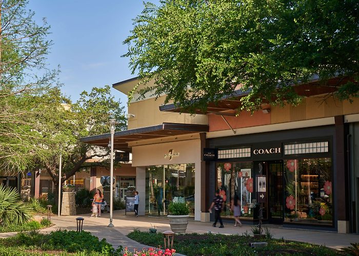 The Shops at La Cantera The Shops at La Cantera | Nuveen Real Estate photo