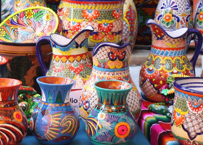 El Refugio Cultural Center Y mientras tanto: Festival y mercado de cerámica en Bazar del ... photo