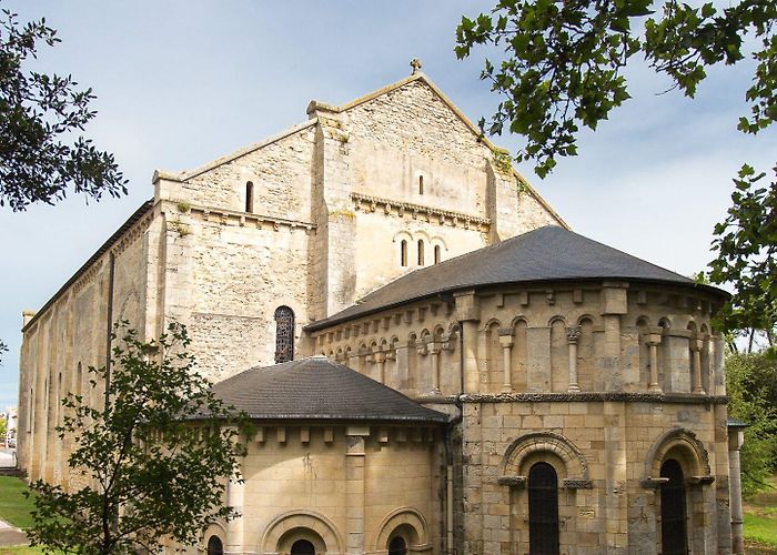 Basilique Notre-Dame-de-la-fin-des-Terres The Basilica of Our Lady of the End of the Lands - Gironde Tourism photo