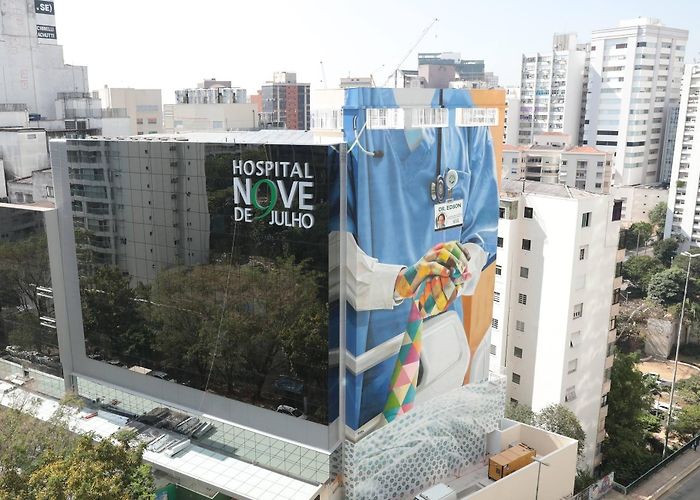 9 de Julho Hospital Prédio do Hospital 9 de Julho, em SP, é evacuado após vazamento de ... photo