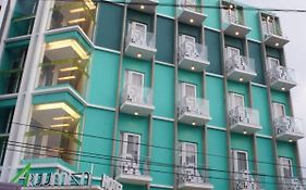 호텔 아루만 심팡리마 세마랑 Exterior photo