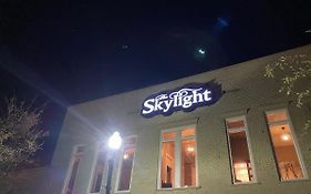 The Skylight Hotel 그린빌 Exterior photo