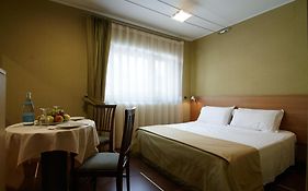 Hotel Villa San Pietro 산 조반니 로톤도 Room photo