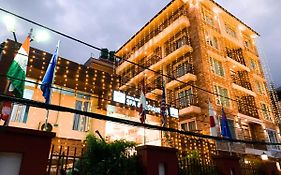 Himalayan Suite Hotel 카트만두 Exterior photo