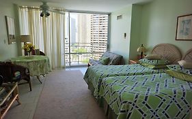 Waikiki Studio At Ilikai Marina - Great Apartment By The Beach - See Low End Price! 호놀룰루 Room photo