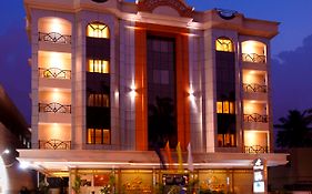 더 프레지던트 호텔 벵갈루루 Exterior photo