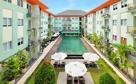 Harris Hotel & Residences Riverview Kuta, Bali - Associated Harris 꾸따 Exterior photo