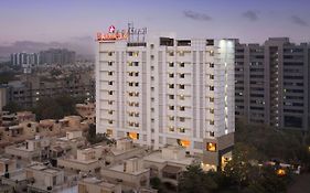 Ramada Ahmedabad 호텔 Exterior photo