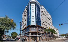 호텔 익스프레스 아에로포르투 포르투알레그리 Exterior photo