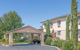 Super 8 By Wyndham Grants Pass 모텔 Exterior photo