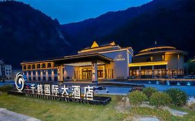 Qianhe International Hotel 주자이거우 Exterior photo