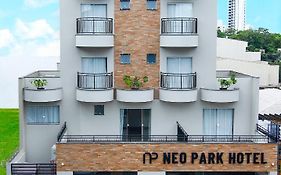 Neo Park Hotel 마링가 Exterior photo