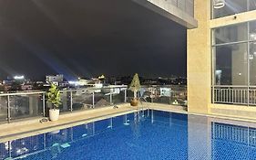 New Modern Luxury Suite Apartment At The Heart Of 비엔티안 Exterior photo