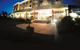 Hotel Valle Rossa 산 조반니 로톤도 Exterior photo