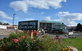 Cedars Inn 웨내치 Exterior photo