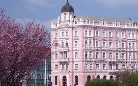 호텔 오페라 프라하 Exterior photo