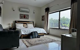 2Bhk Park View Residence Dha 라호르 Exterior photo