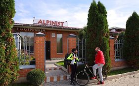 Alpinist Hotel 비슈케크 Exterior photo